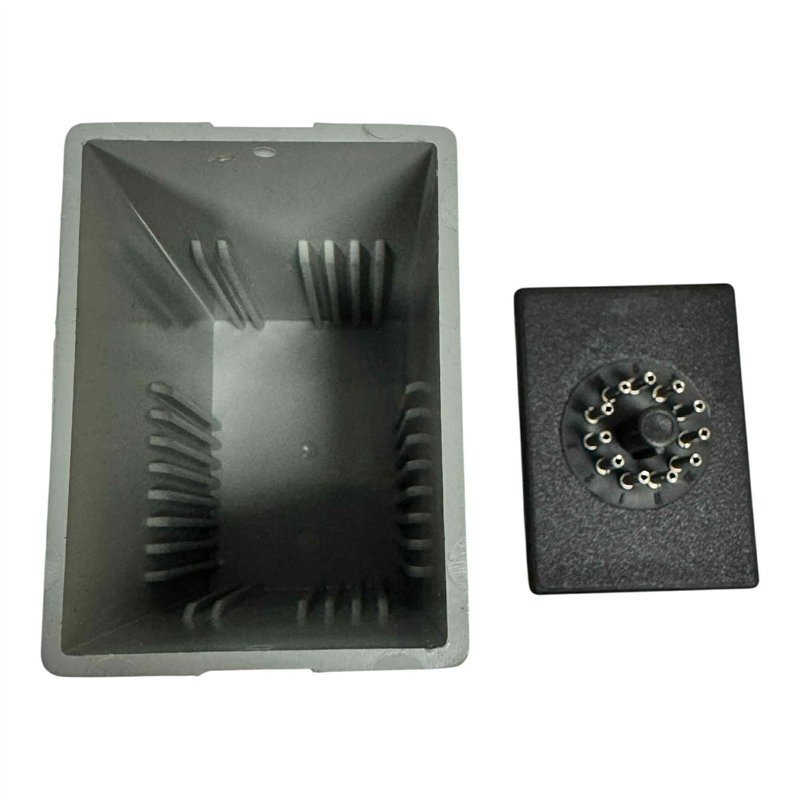 50/00024-00 EL Cart Octal Plug Container Enclosure Box 92x60x45mm