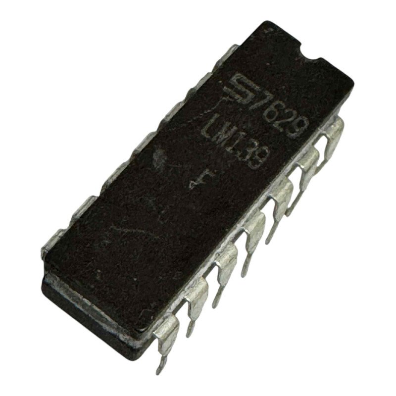 LM139F Signetics Ceramic Integrated Circuit