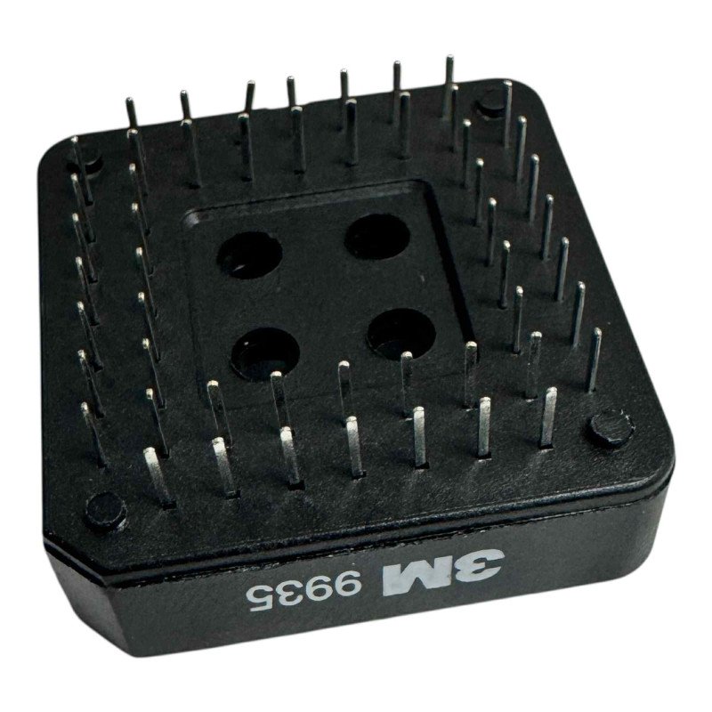 9935 3M PLCC IC Socket 28 Pin 48 Position