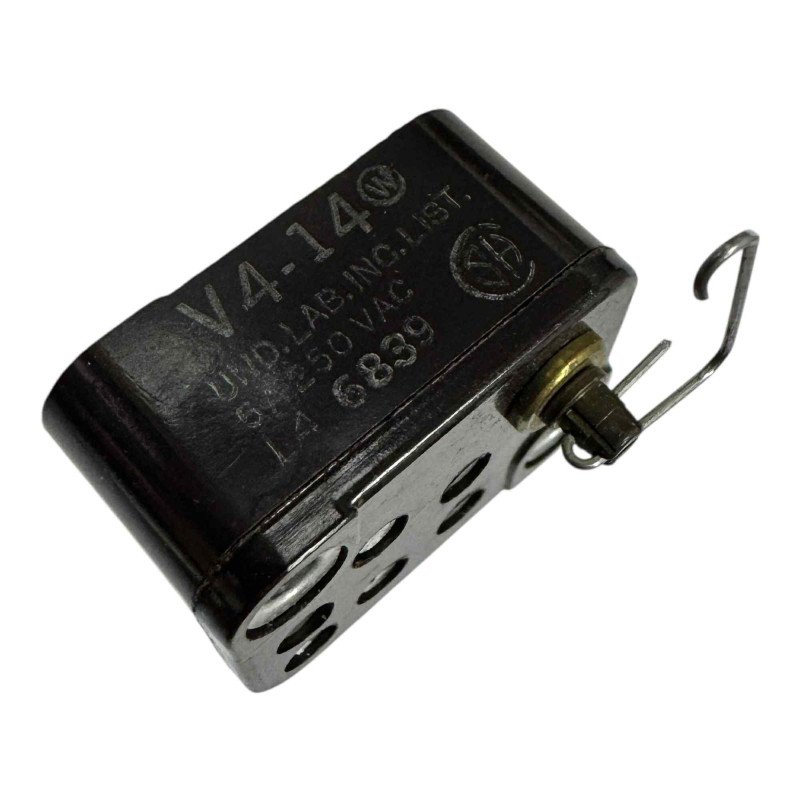 V4-14 Und Lab Snap Action Momentary Push Button Switch SPDT 5A/250Vac