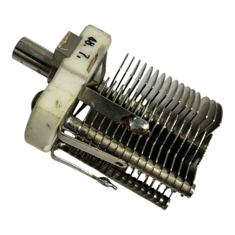 4.87 Capacitor Air Variable 2 Section 10-100pF