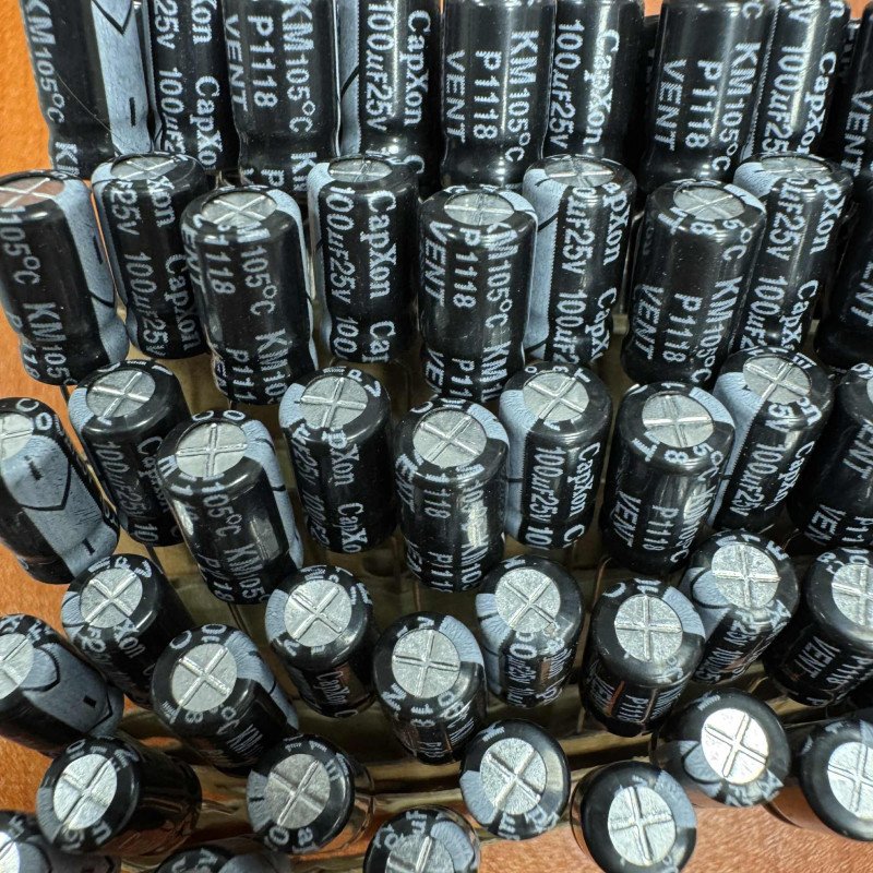 Capxon Electrolytic Capacitor 100uf 25V 105c 6.3x11 QTY:1500