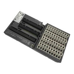 TU551-CS31 CS31 ABB Bus Terminal Unit Screw Terminals 24dVdc 1SAP210600R0001
