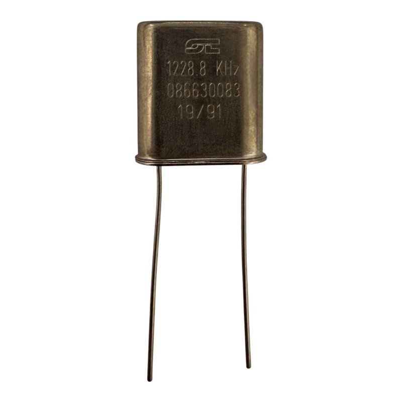 2 Pin Crystal Oscillator Clock 1228.8KHz