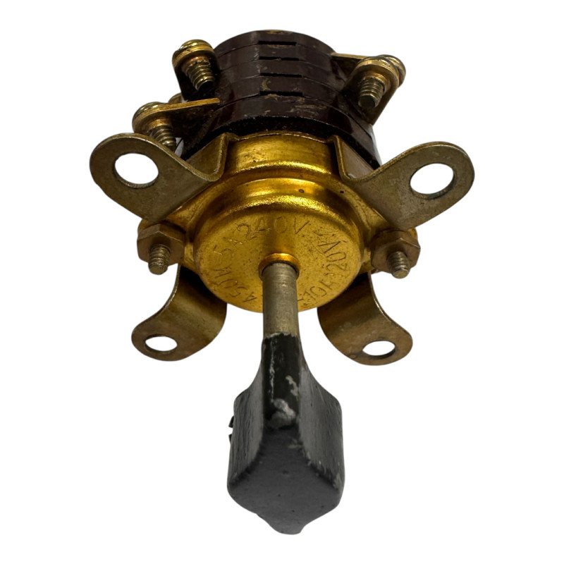 C10131 Rotary Switch  5A/240V 3A/450V 10A/120V