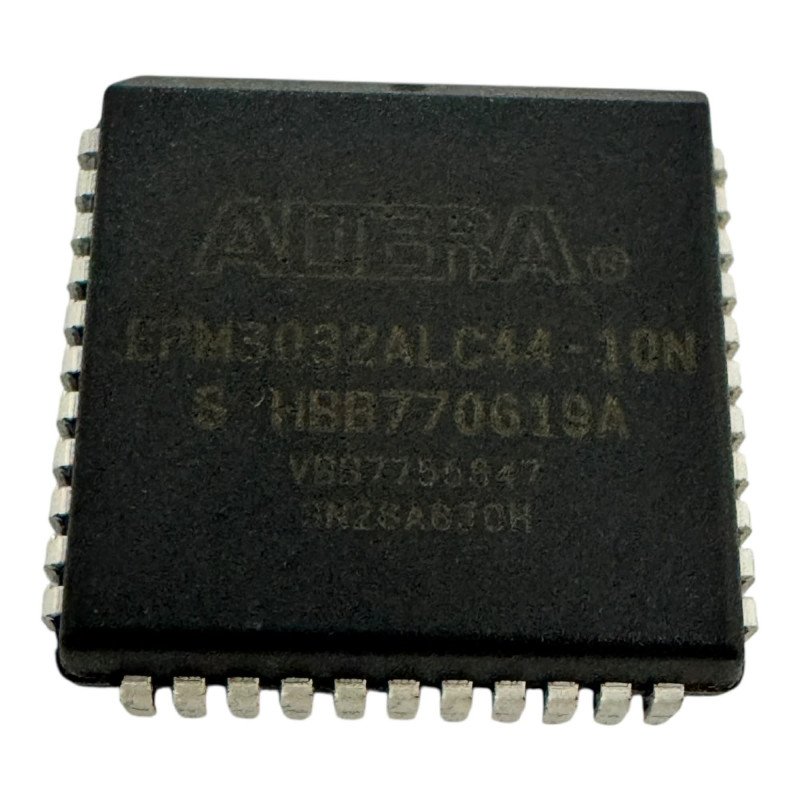 EPM3032ALC44-10N Altera Integrated Circuit