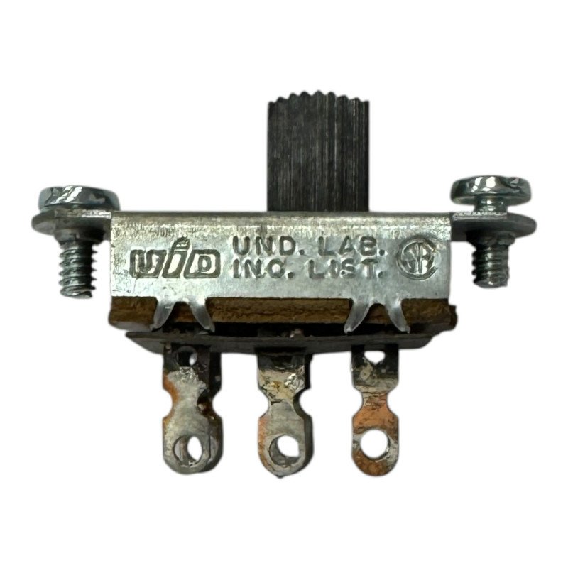 032596 UND Labs Microswitch Panel Mount DPDT 4A 125VAC 1.5A 250VAC