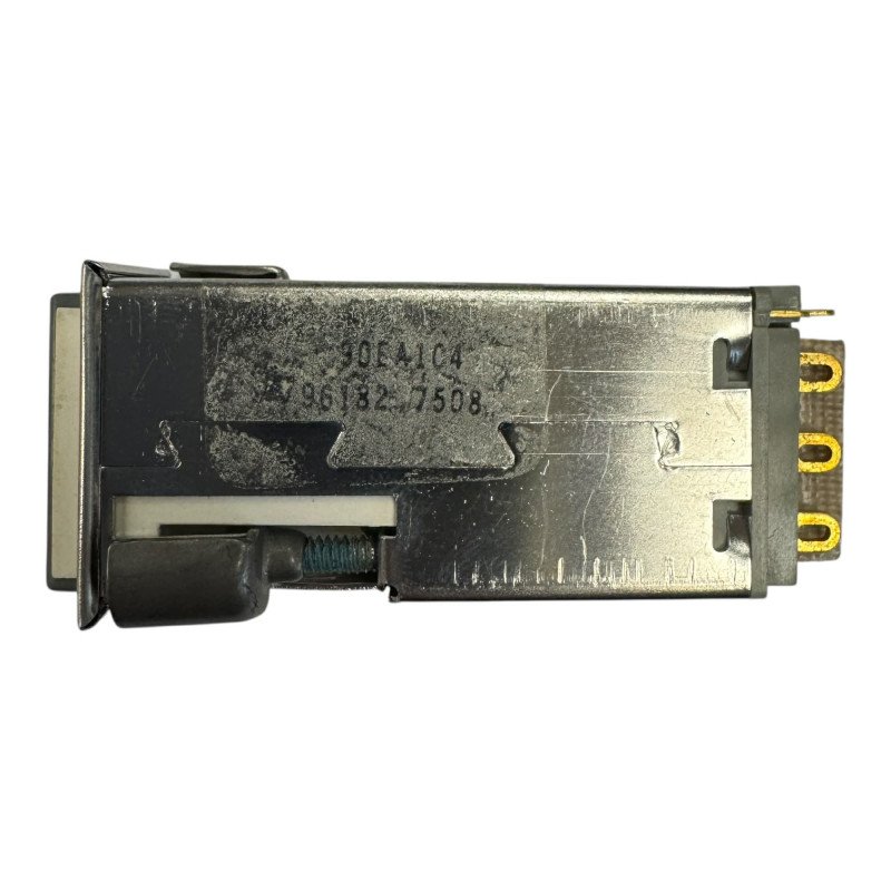 90EA1C4 Eaton MSC 96182 Avionics Pushbutton Switch