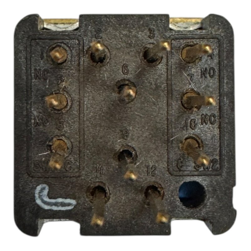 4268-10 Eaton MSC 96182 Avionics Pushbutton Switch