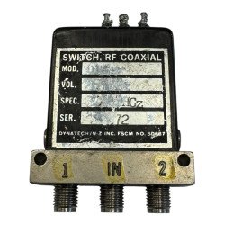 D1-413E39 Dynatech Coaxial Switch SMA DC-18Ghz 28V SPDT *Unmarked