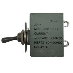 M39019/01-227 Airpax Magnetic Circuit Breaker 4A 240Vac