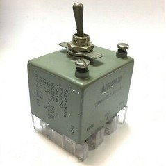81541-AP116-7064-257 AP116-7064-257 MIS-31510-257 AIRPAX TOGGLE SWITCH