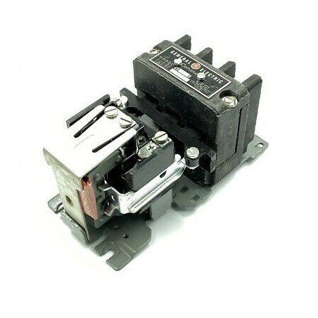 20A OPEN 18A ENCL CONTACTOR RELAY / MOTOR STARTER CR2810B