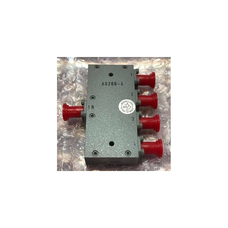 7-12.4Ghz SMA 4 WAY POWER DIVIDER COMBINER A8206-4