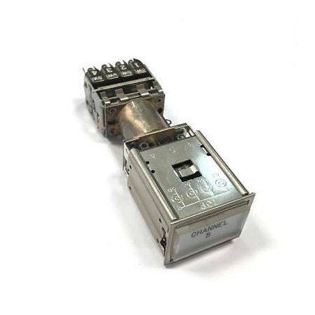 CHANNEL 5 Push Button Switch 10B2-1-G-W-X-8-E