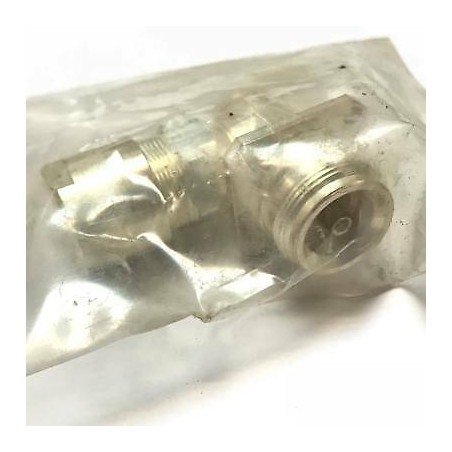 4.1/9.5 (F) Right Angle Panel M Connector Plug BN981700 Spinner