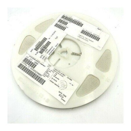 100PF 100V 5% SMD/SMT CERAMIC CAPACITOR 12061A101JAT2A AVX QTY:100