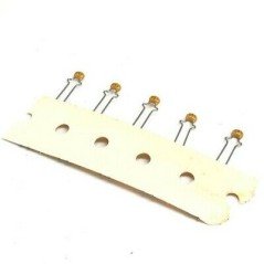 560PF 50V 10% RADIAL CERAMIC CAPACITOR KEMET QTY:5