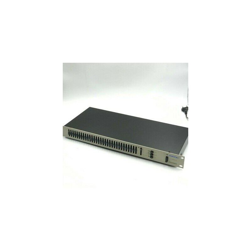 PHONIC PEQ3300 31 BAND GRAPHIC EQUALIZER
