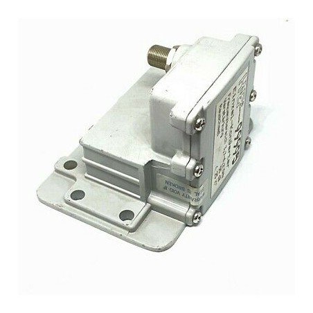 3.7-4.2GHZ CONVERTER GAIN 55DB